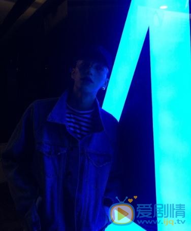李岑奕生活照写真 李岑奕高清写真_李岑奕高清剧照