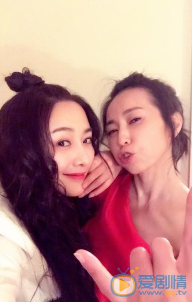 舒砚与人合照 舒砚高清写真_舒砚高清剧照