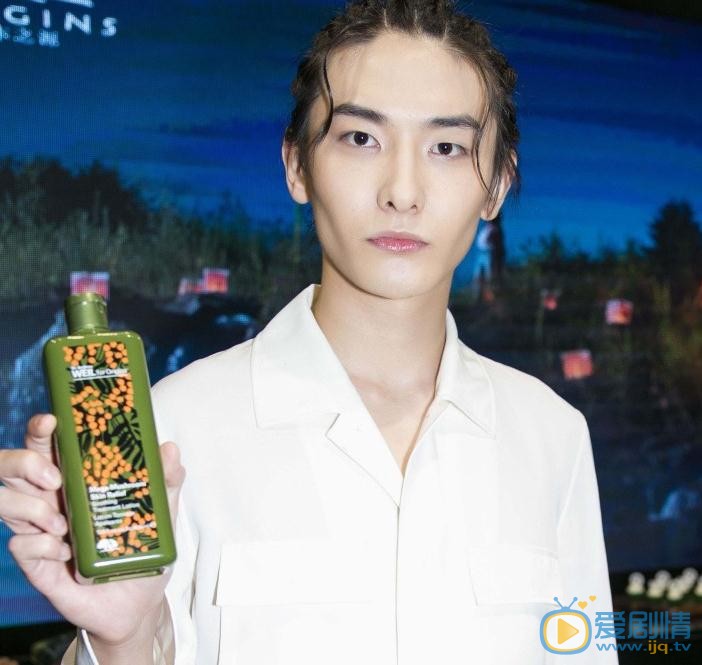 王瑞昌活动照 王瑞昌高清写真_王瑞昌高清剧照