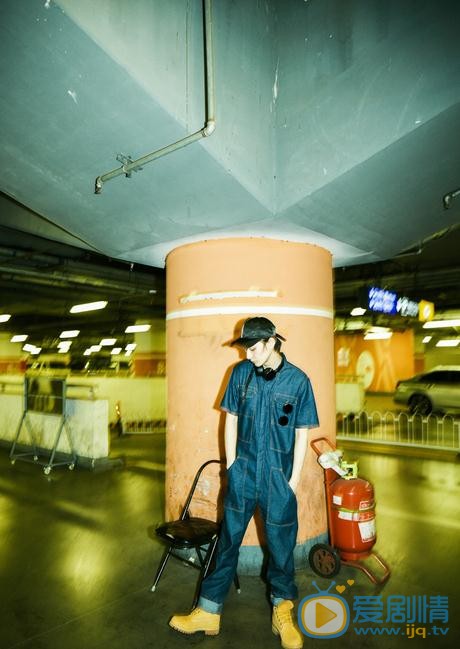 王瑞昌幻影写真 王瑞昌高清写真_王瑞昌高清剧照