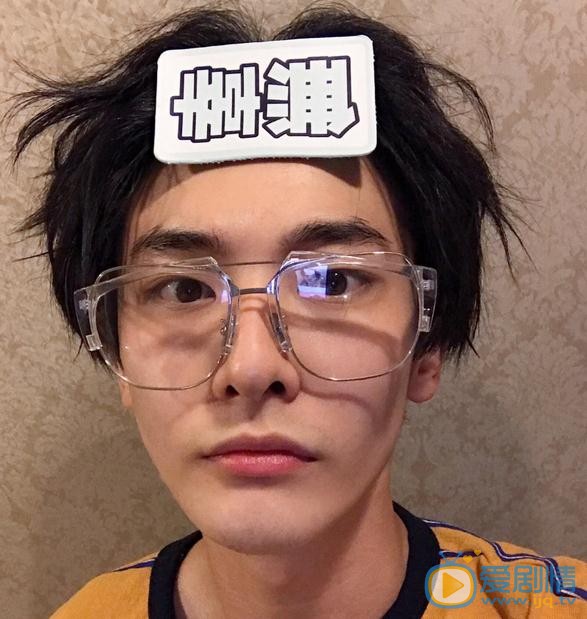 王瑞昌‘生活照 王瑞昌高清写真_王瑞昌高清剧照