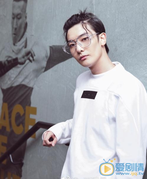 王瑞昌活动照 王瑞昌高清写真_王瑞昌高清剧照