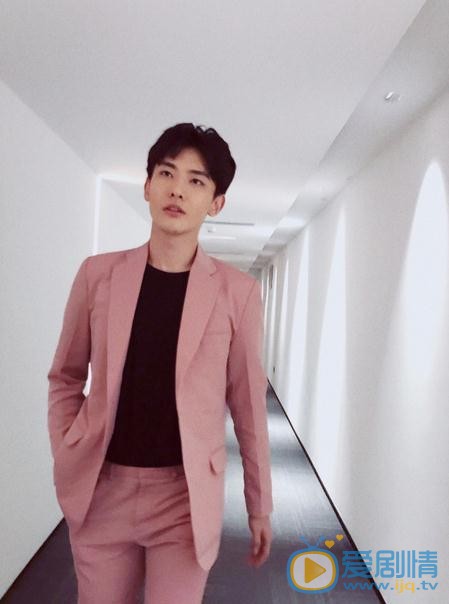 王瑞昌活动照 王瑞昌高清写真_王瑞昌高清剧照