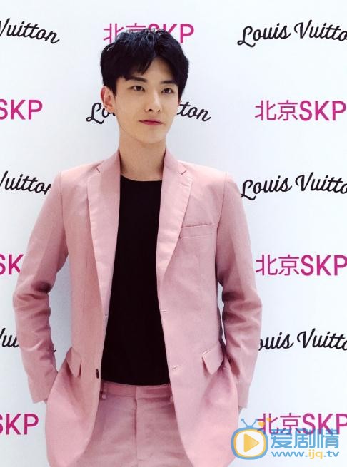 王瑞昌活动照 王瑞昌高清写真_王瑞昌高清剧照