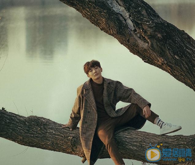 王瑞昌秋色写真 王瑞昌高清写真_王瑞昌高清剧照