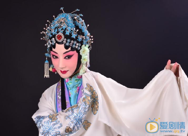 闵春晓戏装写真 闵春晓高清写真_闵春晓高清剧照