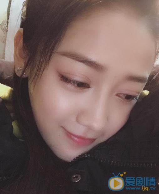 郑湫泓片场照 郑湫泓高清写真_郑湫泓高清剧照