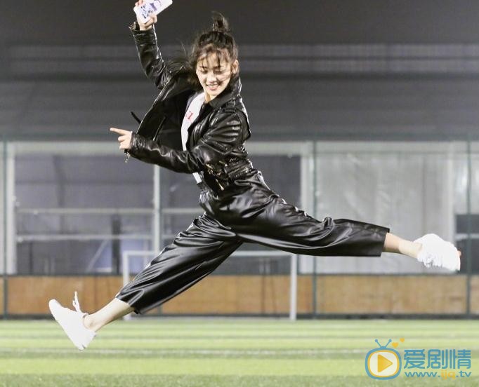 郑湫泓帅气写真 郑湫泓高清写真_郑湫泓高清剧照