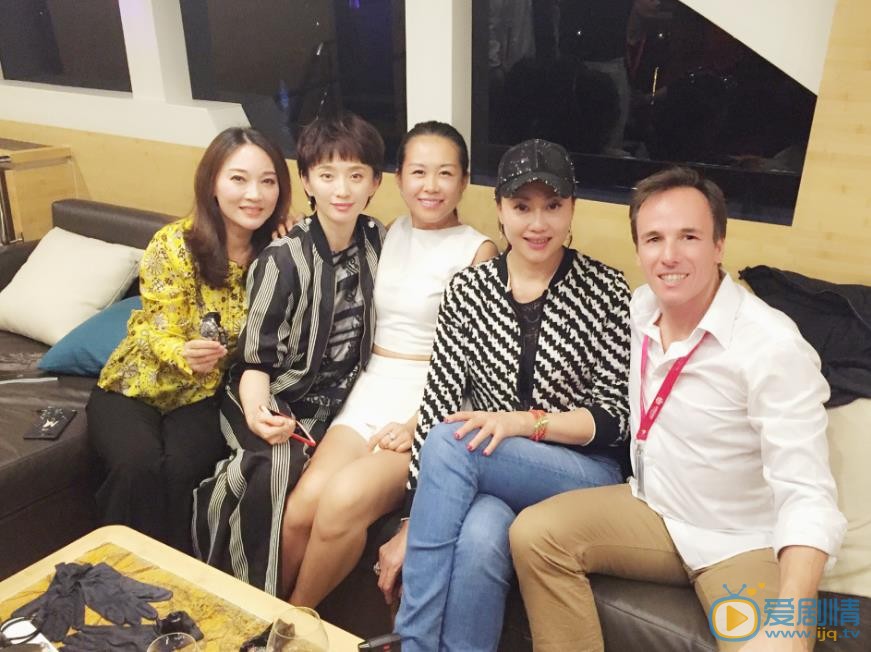 张澍朋友合照 张澍高清写真_张澍高清剧照