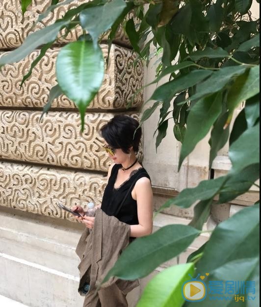 张澍时尚街拍 张澍高清写真_张澍高清剧照