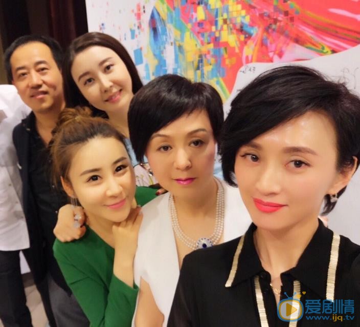 张澍朋友合照 张澍高清写真_张澍高清剧照