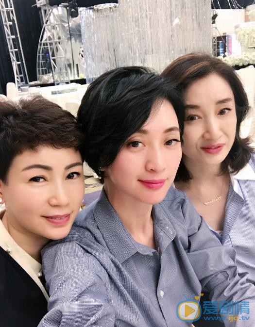 张澍朋友合照 张澍高清写真_张澍高清剧照