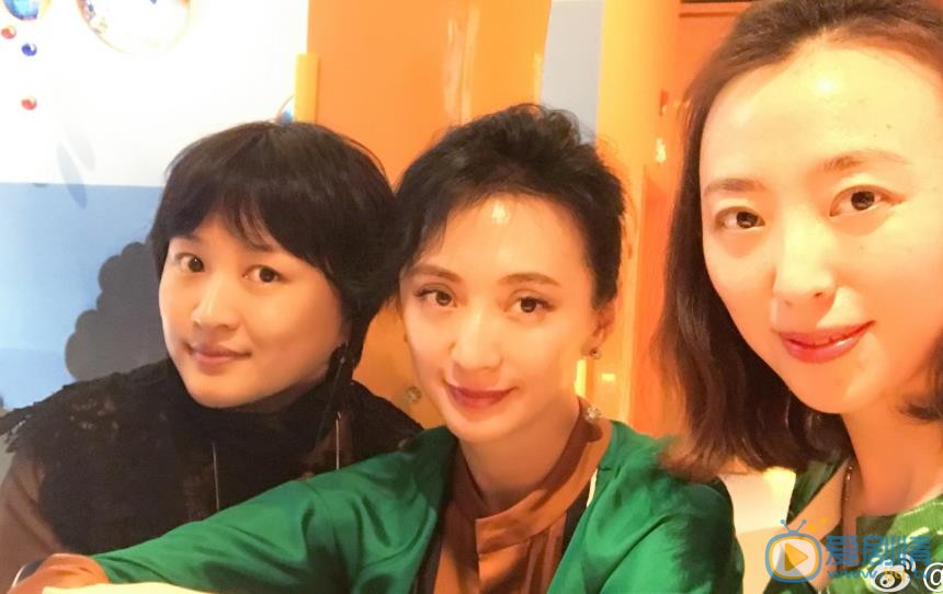 张澍朋友合照 张澍高清写真_张澍高清剧照