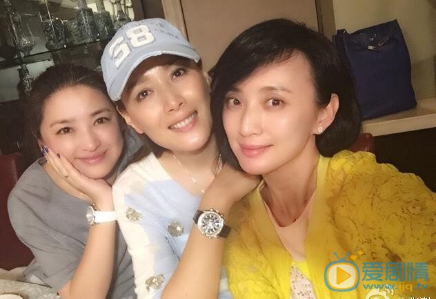 张澍朋友合照 张澍高清写真_张澍高清剧照