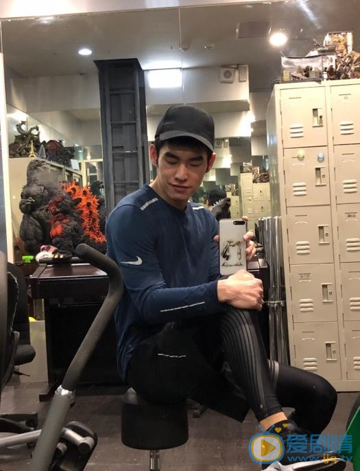 张书豪生活照 张书豪高清写真_张书豪高清剧照