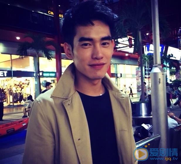 张书豪生活照 张书豪高清写真_张书豪高清剧照