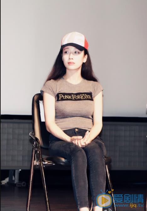 阎俊希活动照 阎俊希高清写真_阎俊希高清剧照