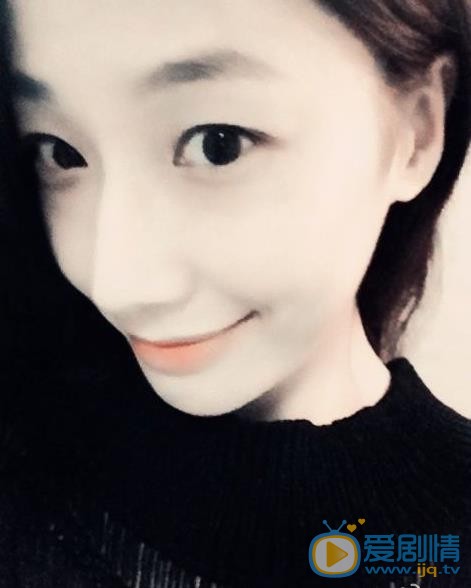 阎俊希生活照 阎俊希高清写真_阎俊希高清剧照
