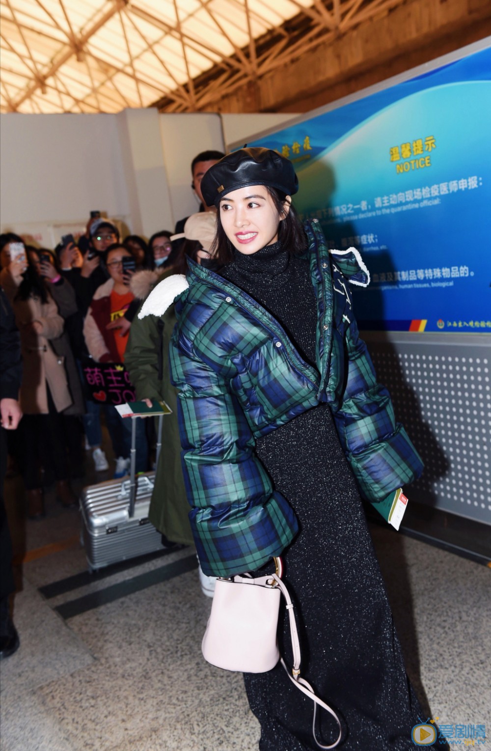 蔡依林机场照写真 蔡依林高清写真_蔡依林高清剧照