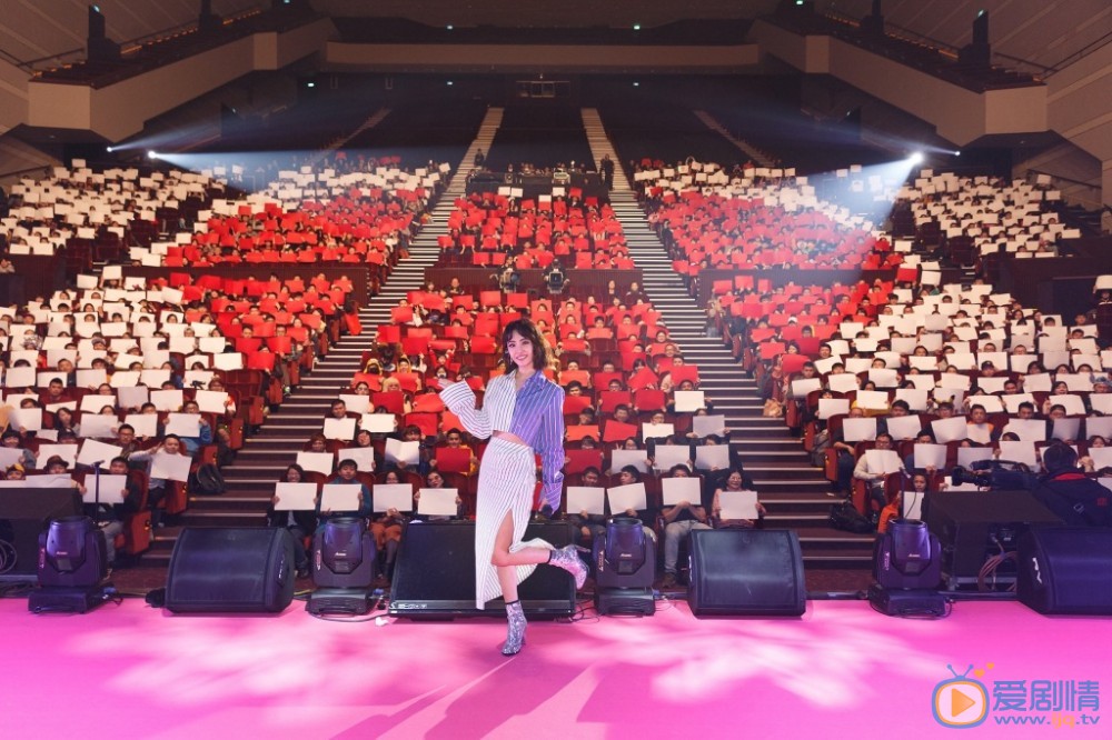 蔡依林晚礼服写真 蔡依林高清写真_蔡依林高清剧照