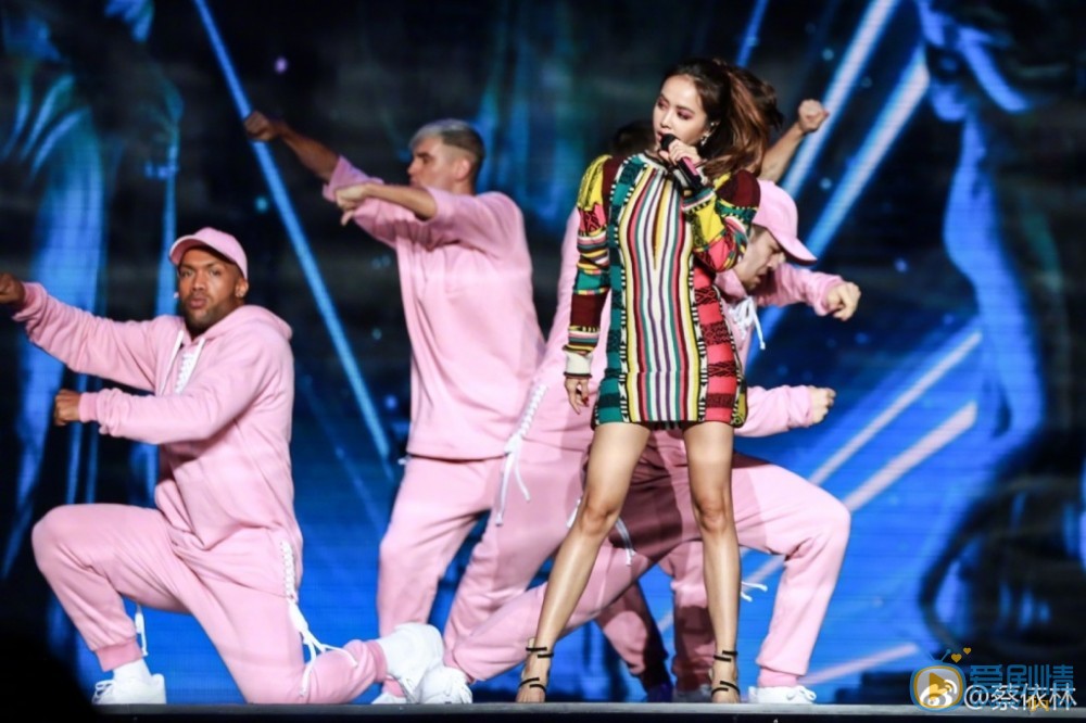 蔡依林参加活动写真 蔡依林高清写真_蔡依林高清剧照