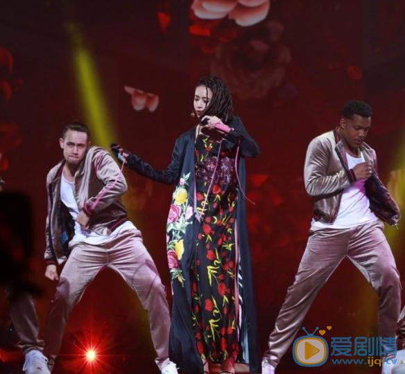 蔡依林参加活动写真 蔡依林高清写真_蔡依林高清剧照