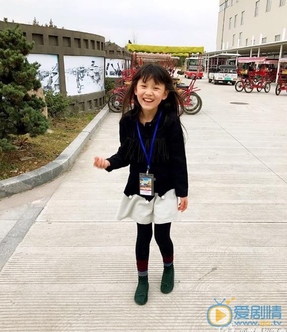 赵宜鑫私下街拍照 赵宜鑫高清写真_赵宜鑫高清剧照