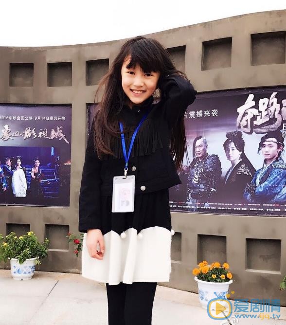 赵宜鑫私下街拍照 赵宜鑫高清写真_赵宜鑫高清剧照