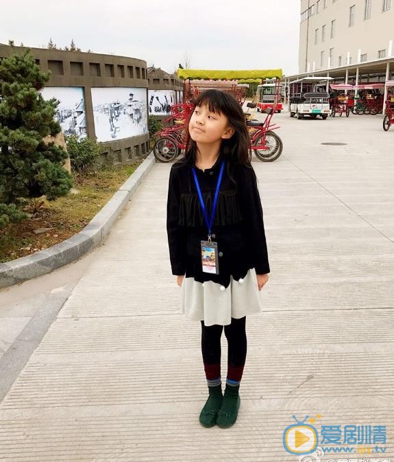 赵宜鑫私下街拍照 赵宜鑫高清写真_赵宜鑫高清剧照