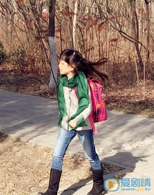 赵宜鑫私下街拍照 赵宜鑫高清写真_赵宜鑫高清剧照