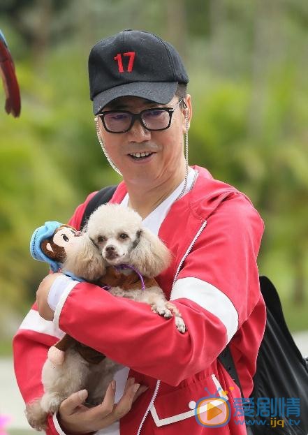 范明《我们十七岁》节目照 范明高清写真_范明高清剧照