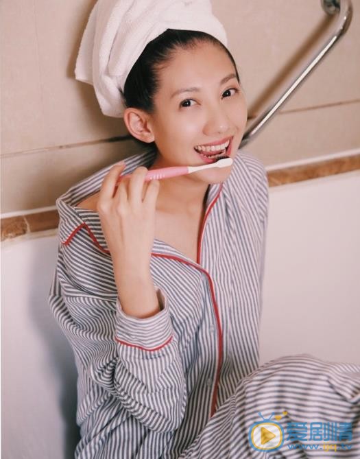 马藜生活照 马藜高清写真_马藜高清剧照