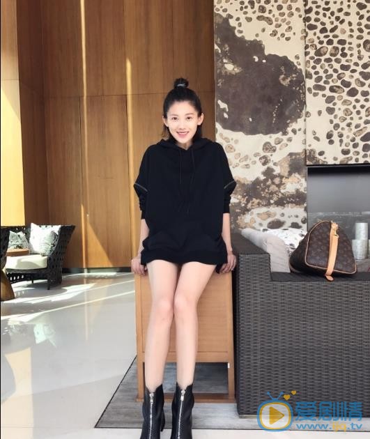 马藜靓丽街拍 马藜高清写真_马藜高清剧照
