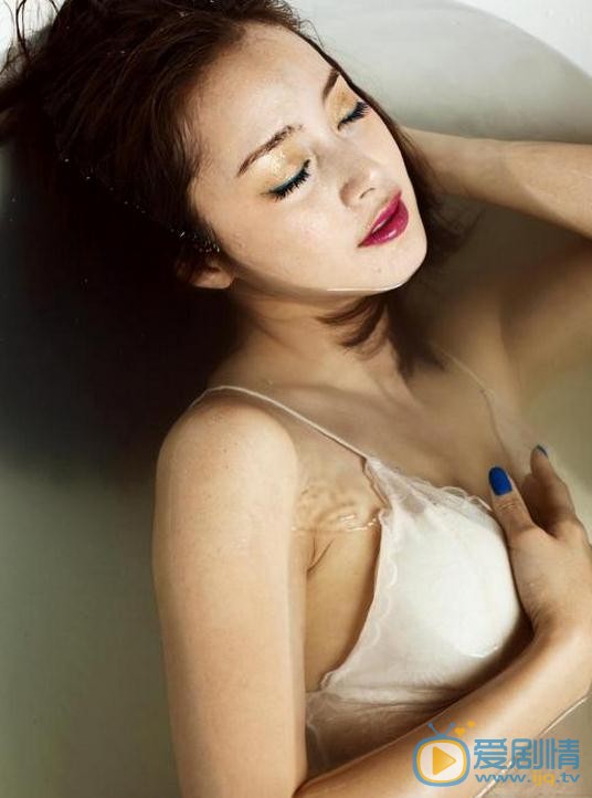 金泰希性感写真 金泰希高清写真_金泰希高清剧照