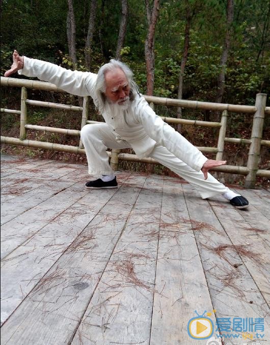 王德顺健身照 王德顺高清写真_王德顺高清剧照