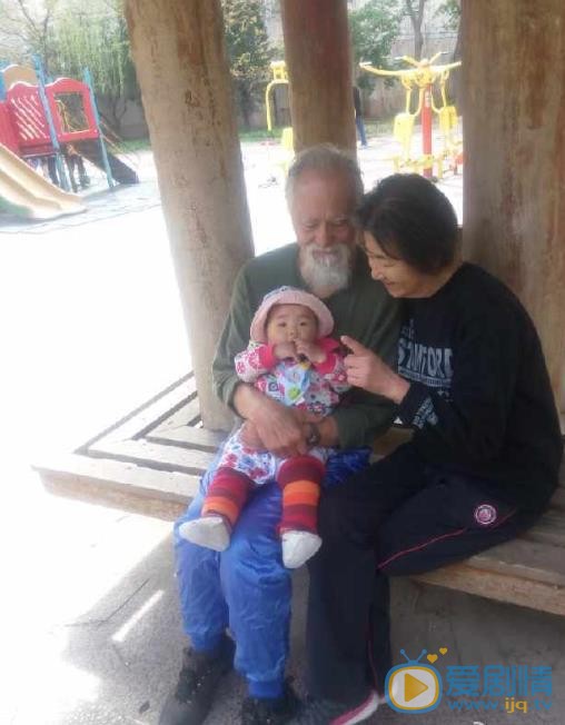王德顺老两口合照 王德顺高清写真_王德顺高清剧照