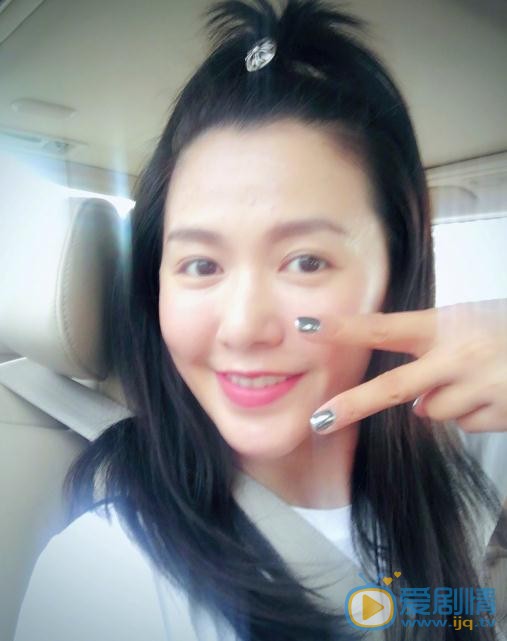 谭维维生活照 谭维维高清写真_谭维维高清剧照