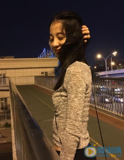 万鹏生活照 万鹏高清写真_万鹏高清剧照
