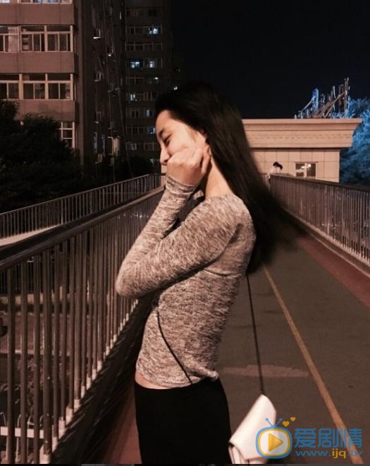 万鹏生活照 万鹏高清写真_万鹏高清剧照