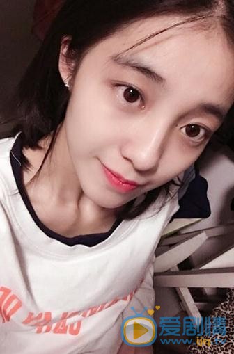 万鹏生活照 万鹏高清写真_万鹏高清剧照