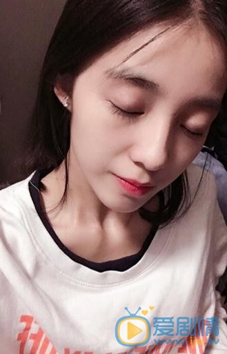 万鹏生活照 万鹏高清写真_万鹏高清剧照