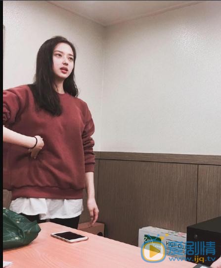 唐本街拍写真 唐本高清写真_唐本高清剧照