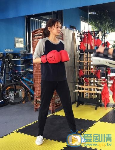 唐本生活照写真 唐本高清写真_唐本高清剧照