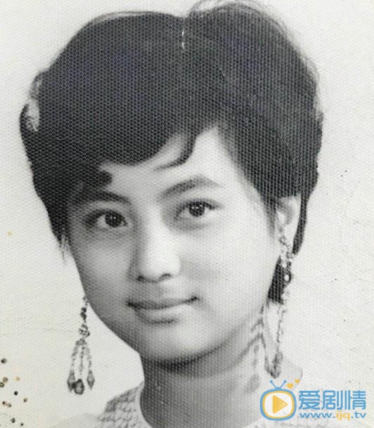 李玲玉早期青涩照 李玲玉高清写真_李玲玉高清剧照