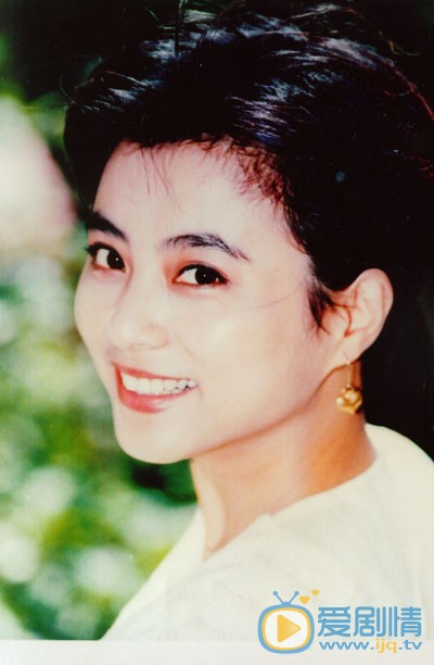 李玲玉早期青涩照 李玲玉高清写真_李玲玉高清剧照