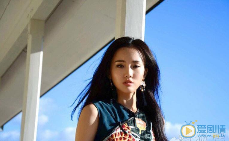黄龄时尚街拍 黄龄高清写真_黄龄高清剧照