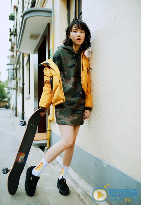 黄龄时尚街拍 黄龄高清写真_黄龄高清剧照