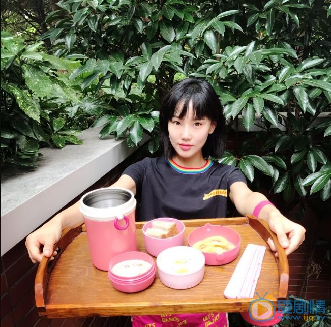 黄龄生活照 黄龄高清写真_黄龄高清剧照