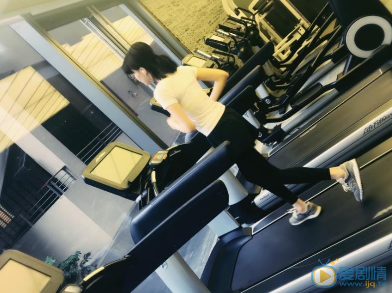 黄龄健身运动照 黄龄高清写真_黄龄高清剧照