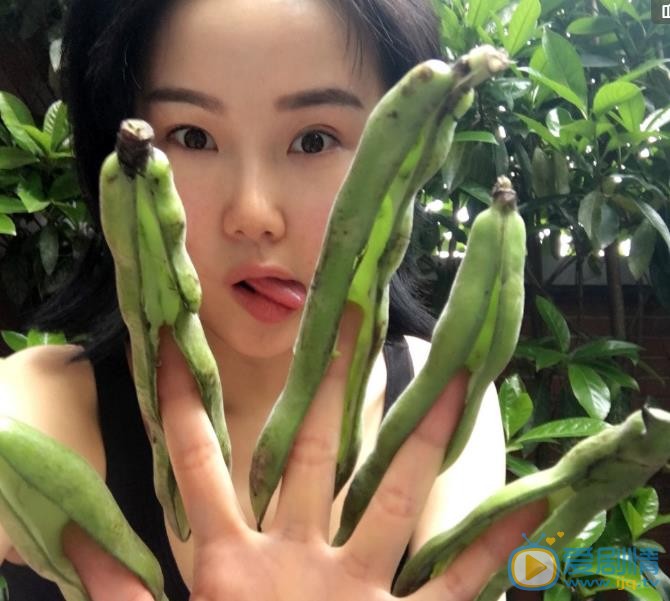 黄龄生活照 黄龄高清写真_黄龄高清剧照